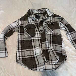 Plaid Women’s Sherpa jacket in Green and White